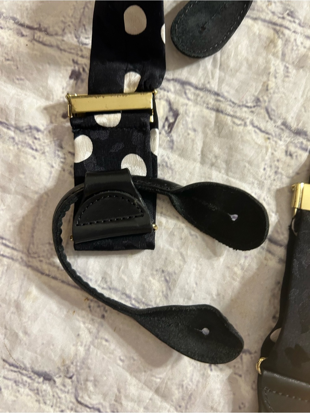 100% SILK BLACK AND WHITE POLKA DOTS SUSPENDERS GOLD TONE HARDWARE ADJUSTABLE - Picture 5 of 7